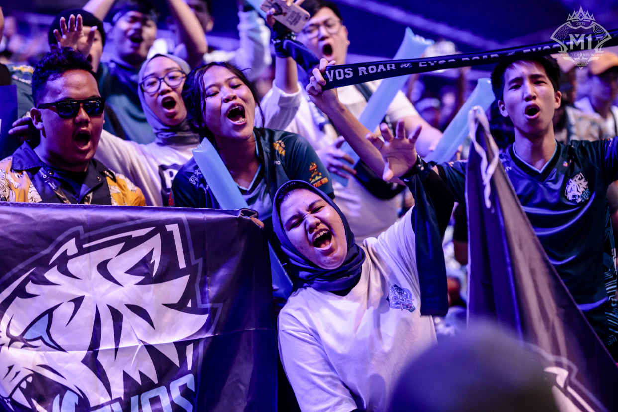 巅峰对决，激烈比拼中展现球队实力！