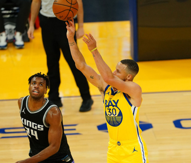 加拿大男篮力克国王，布拉德利一己之力扛起全队的简单介绍