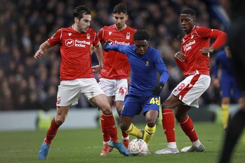 阿贾克斯主场告捷，继续保持不败的简单介绍