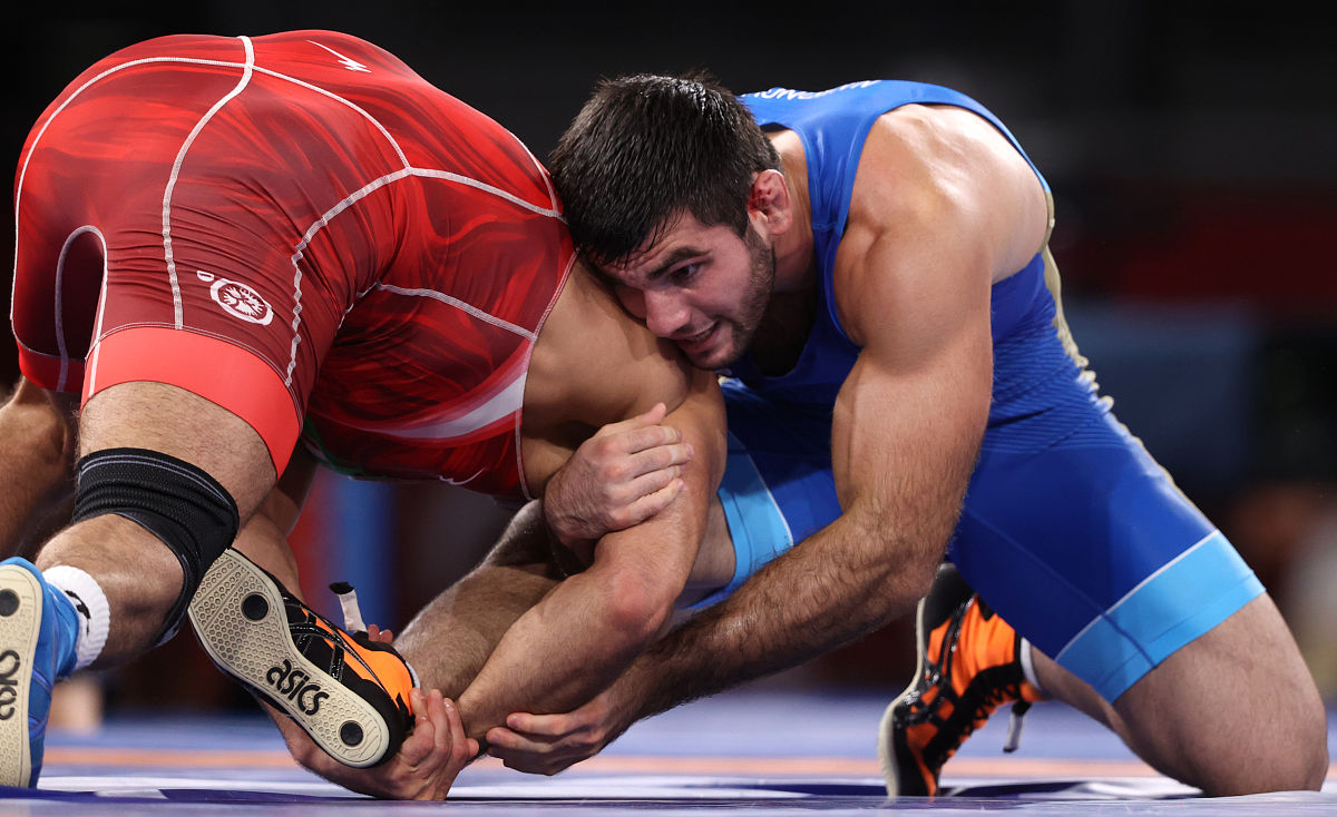 国际球队在比赛中的拼搏精神