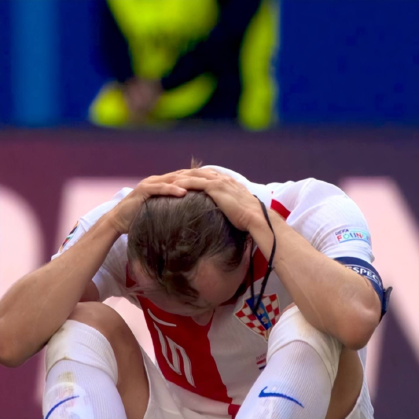 关于波兰轻取意大利，德布劳内绝境逆转的信息