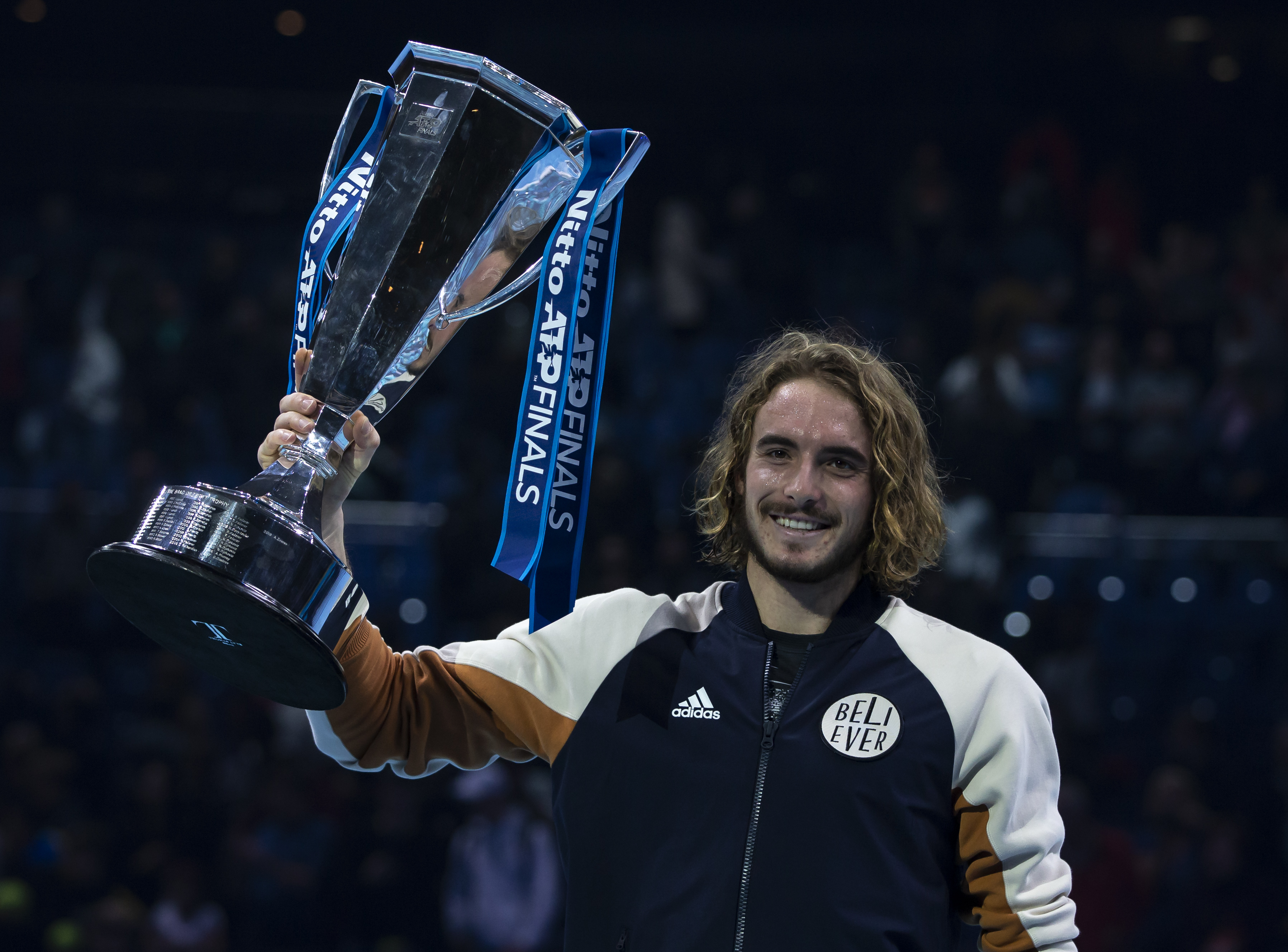 包含ATP总决赛碾压拉沃尔杯，西西帕斯关键制胜的词条