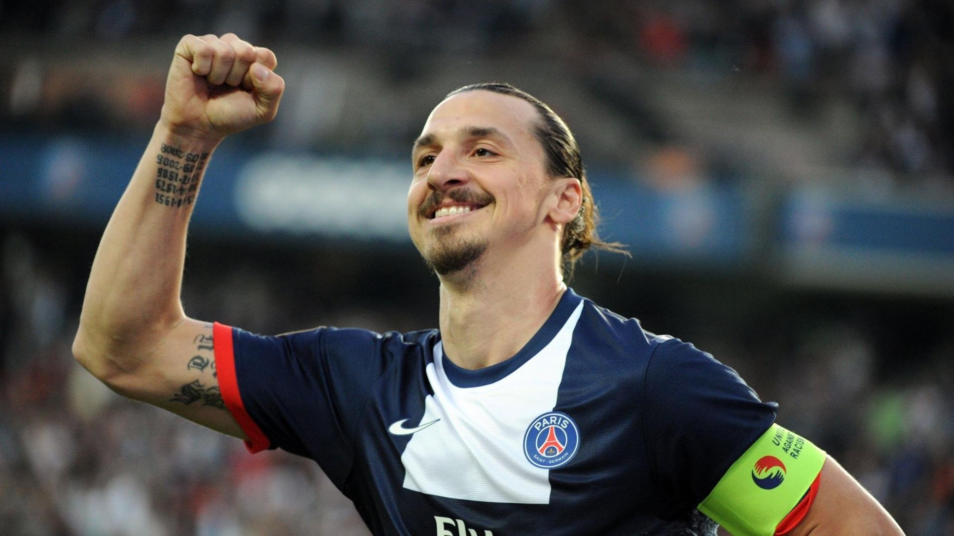 莱万进攻端无人可挡，尼斯末节发力带走希腊—现代足球战术与意志的双重胜利