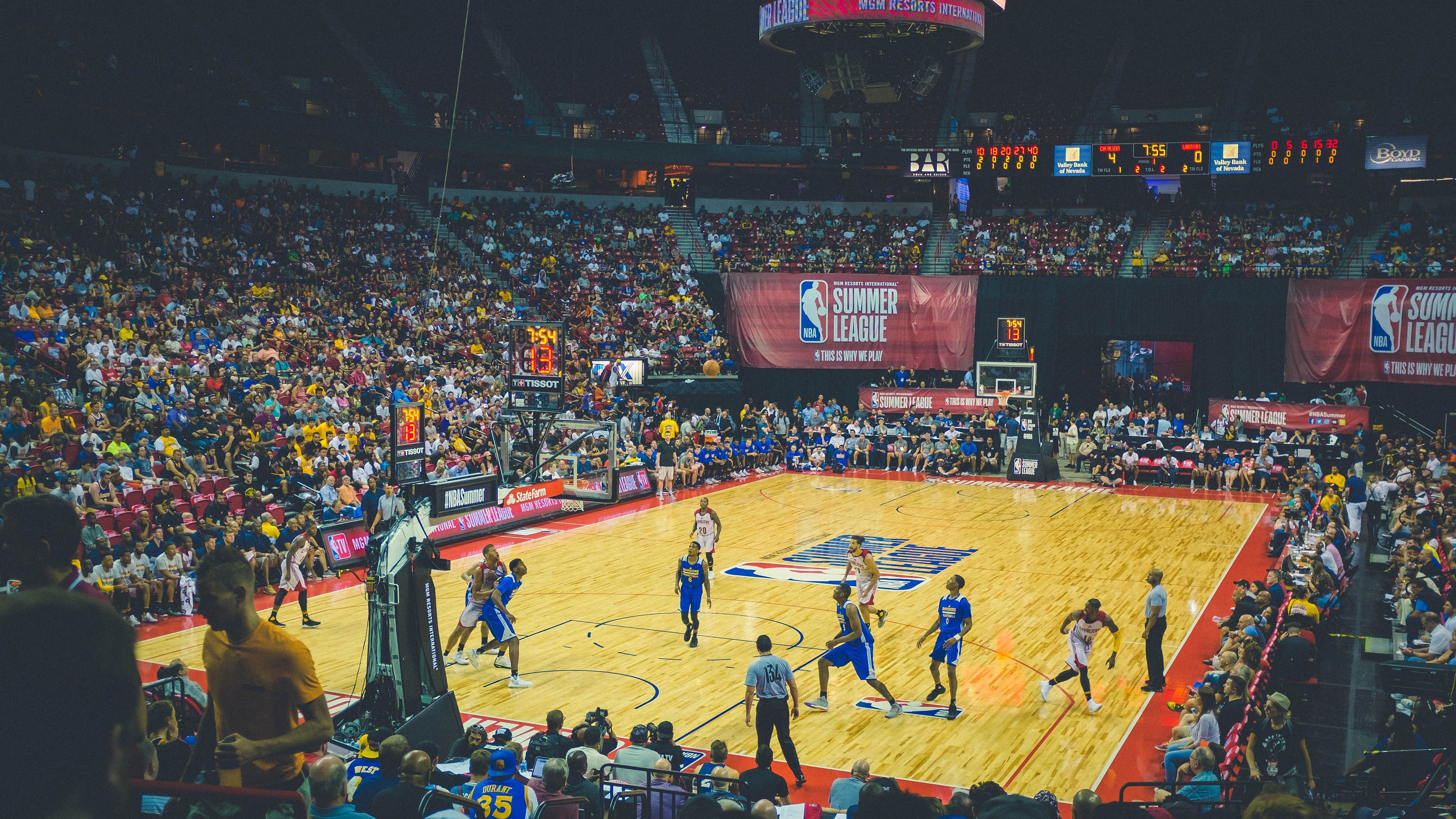 山西队粉碎奇才，德罗赞成为关键先生